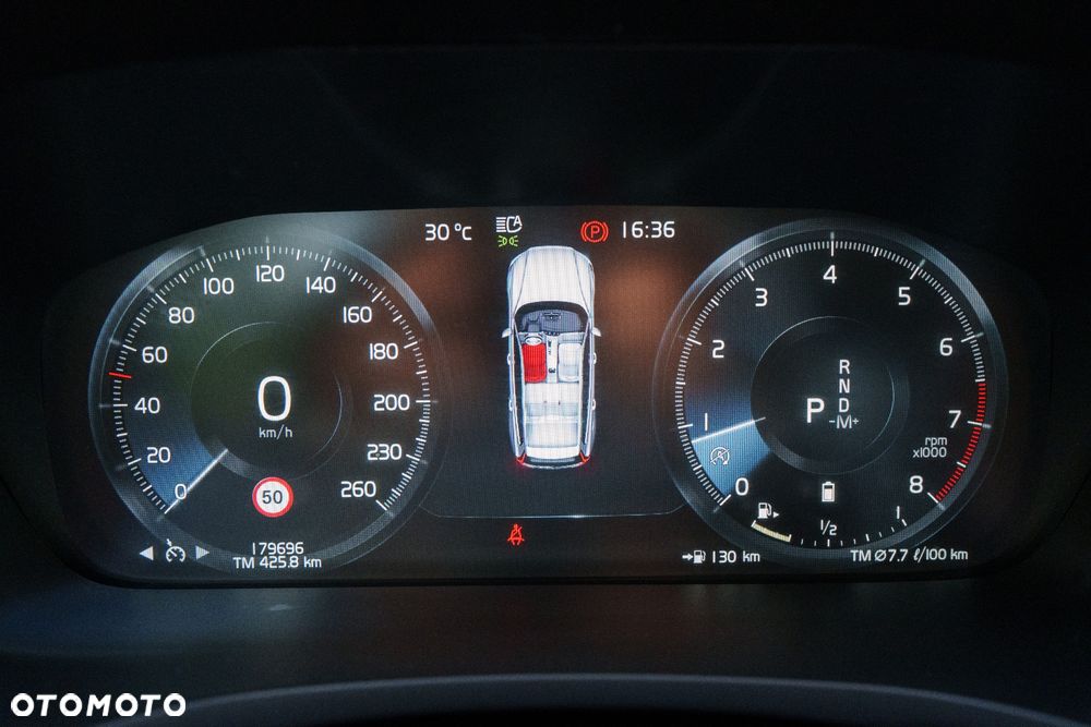 Volvo V60 B3 B DKG Momentum Pro - 14