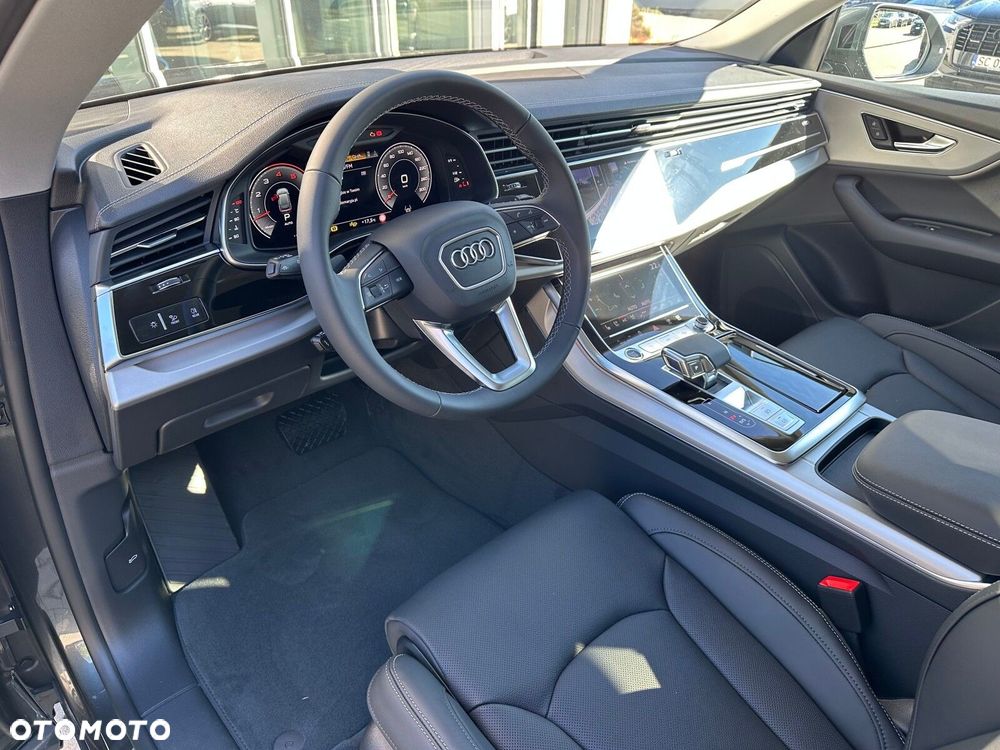 Audi Q8 - 13