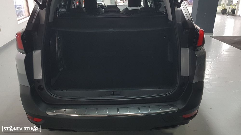 Peugeot 5008 1.6 BlueHDi Allure J18 - 27