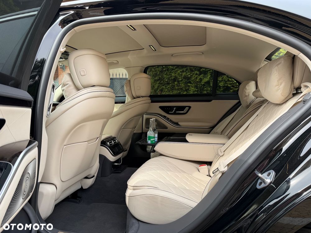 Mercedes-Benz Klasa S 580 4Matic L 9G-TRONIC - 16