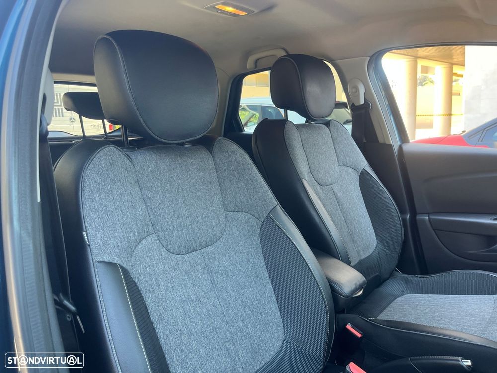Renault Captur 0.9 TCE Exclusive - 23