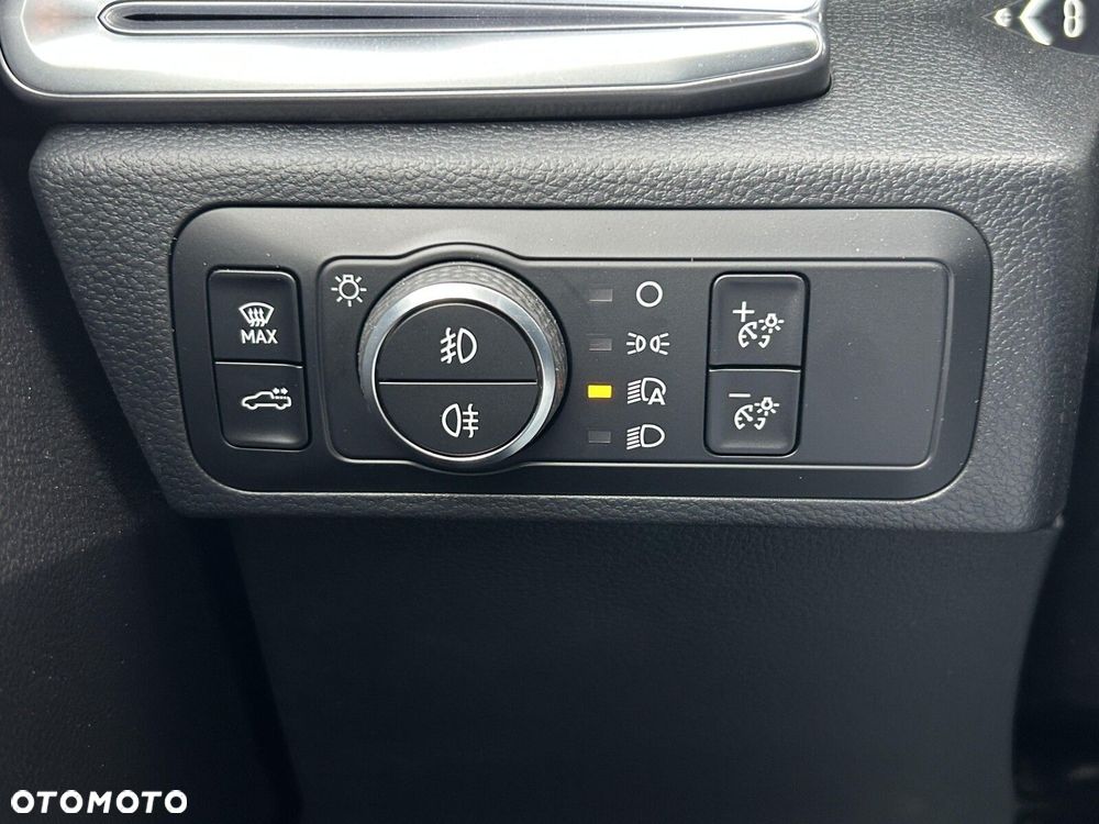 Volkswagen Amarok - 26