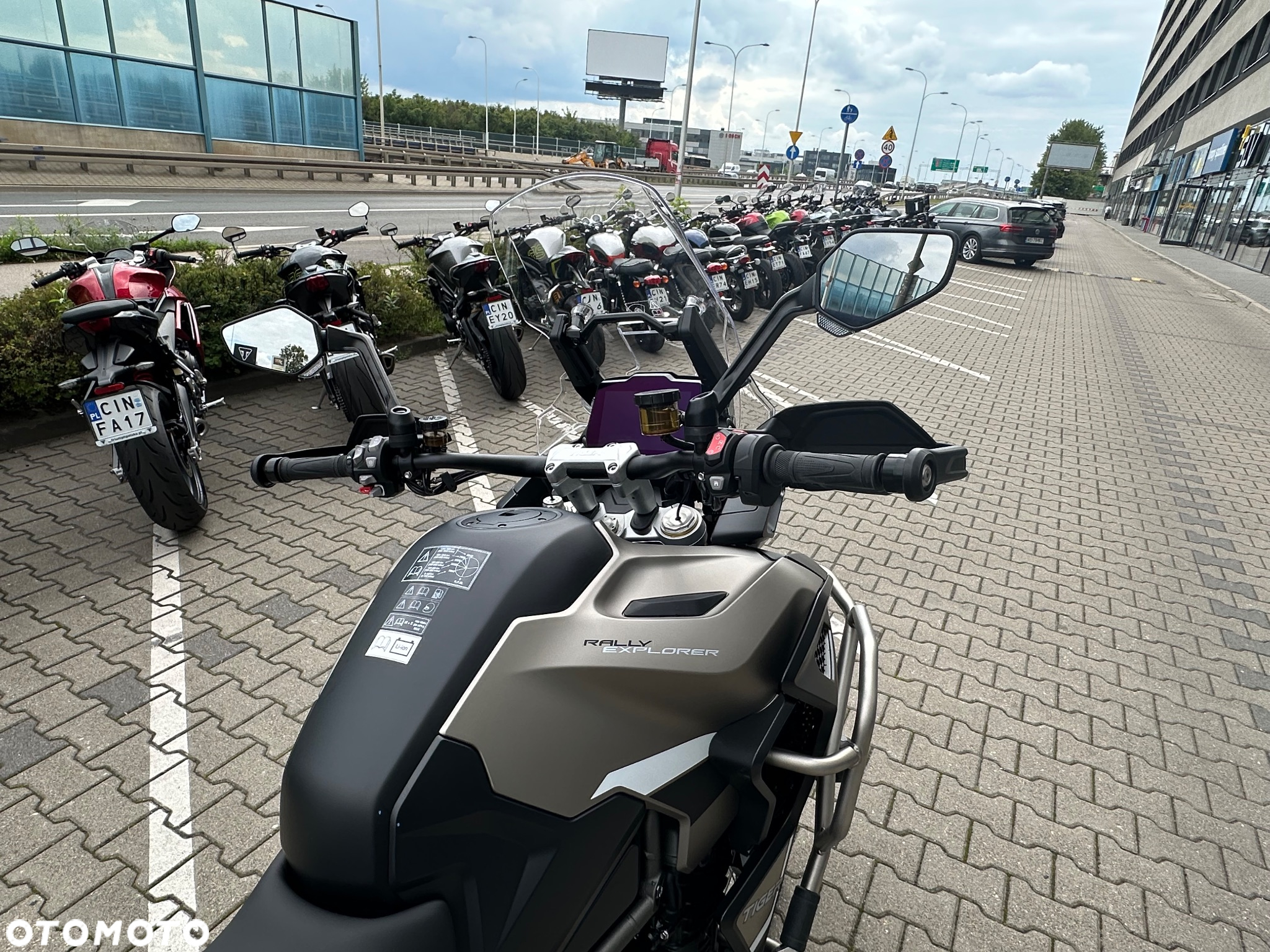 Triumph Tiger - 8