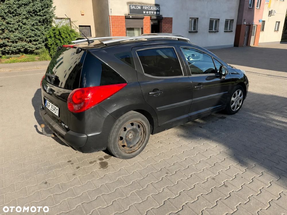 Peugeot 207 1.4 - 14
