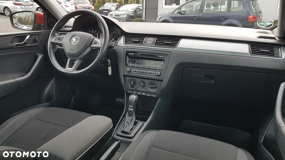 Skoda RAPID 1.4 TSI DSG Ambition - 19