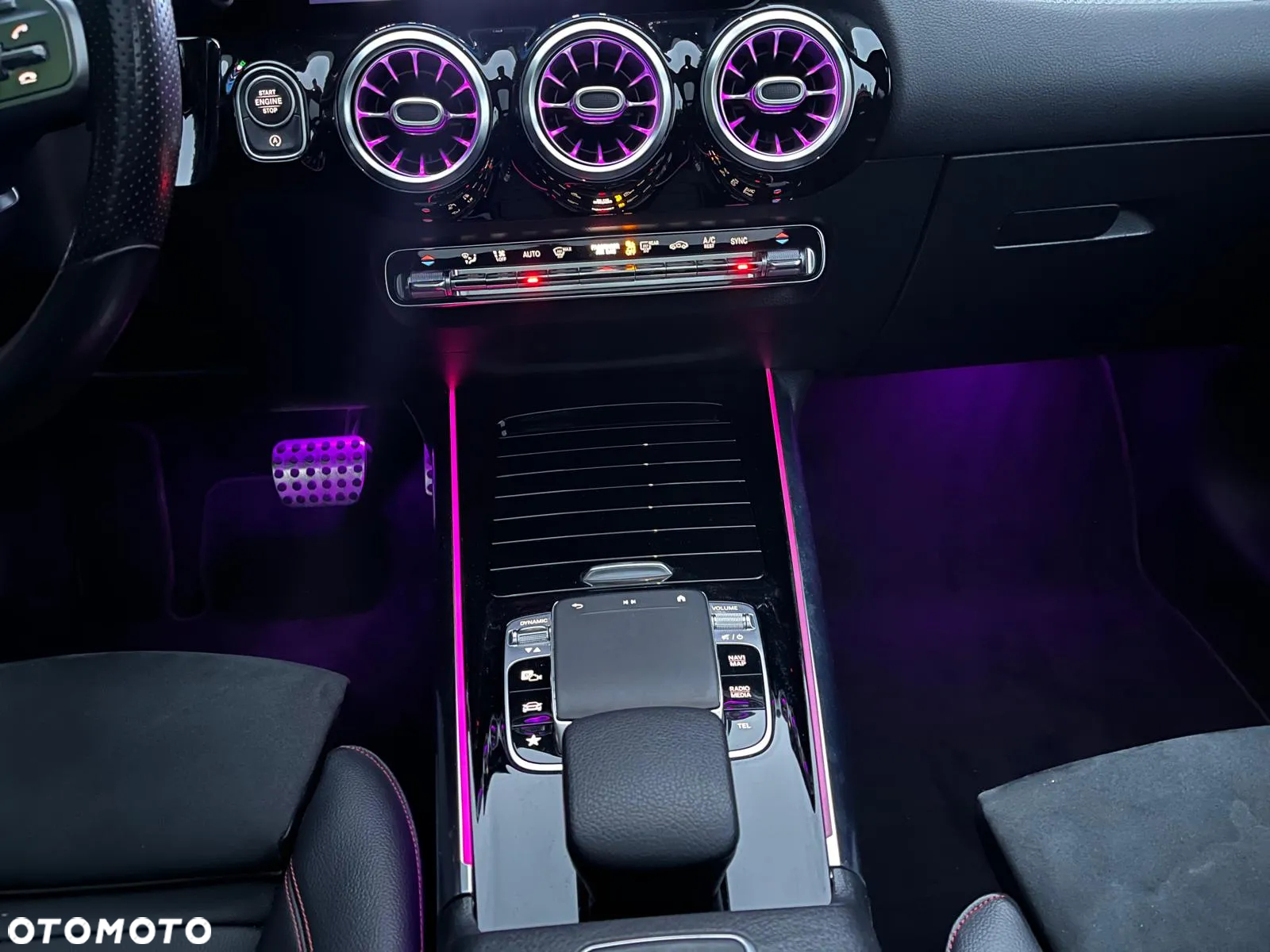 Mercedes-Benz Klasa B 220 d AMG Line 8G-DCT - 22