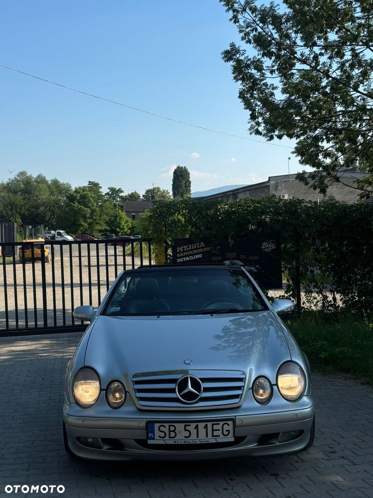 Mercedes-Benz CLK 200 - 4