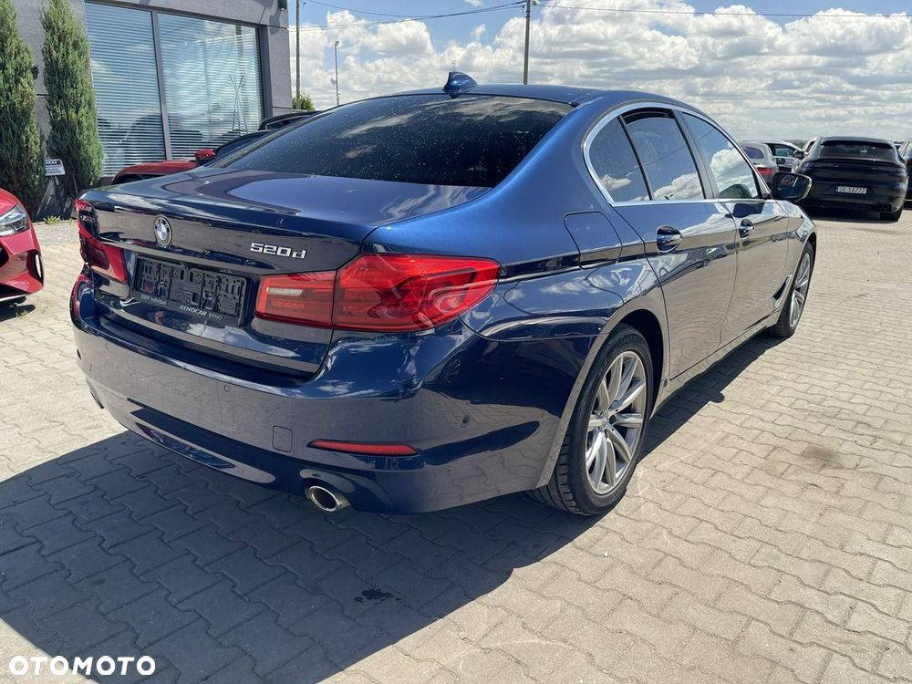 BMW Seria 5 520d xDrive Business Edition sport - 2