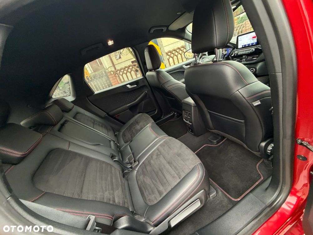 Ford Kuga 2.5P PHEV FWD ST-Line X - 36