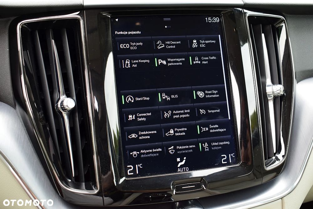 Volvo XC 60 D4 AWD Momentum - 14