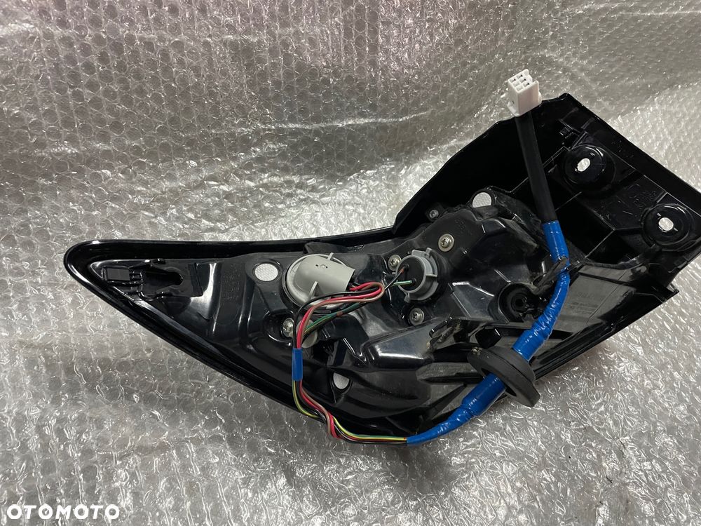 LAMPA TYŁ PRAWA LED MAZDA CX3 LIFT STANLEY W4403 - 8