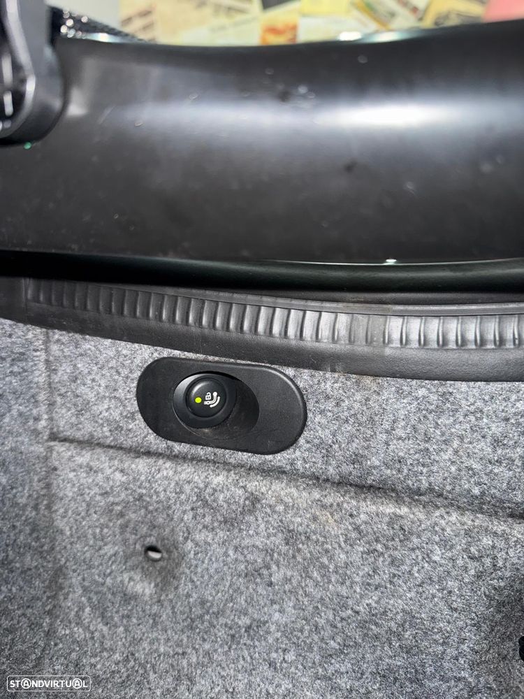 BMW 320 i Edition Exclusive - 42