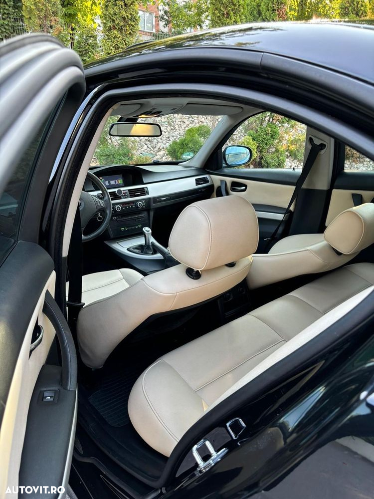 BMW Seria 3 320d - 10