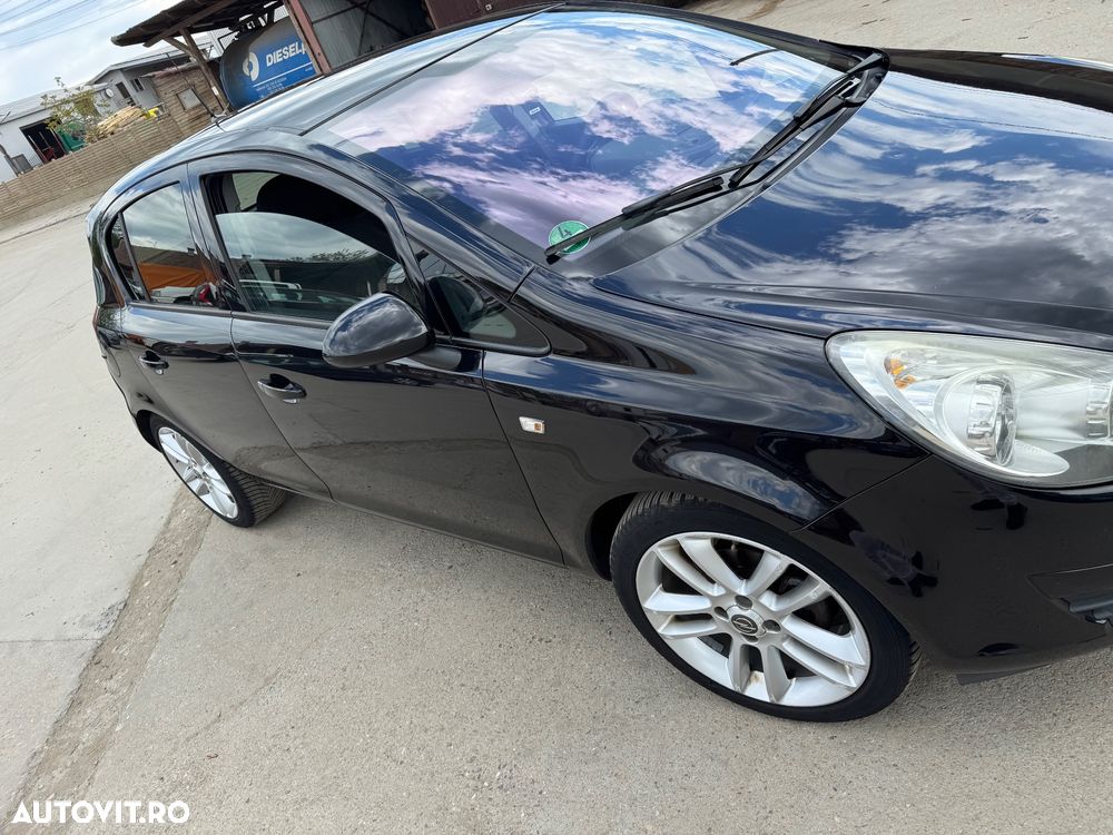 Opel Corsa 1.4 Cosmo - 4