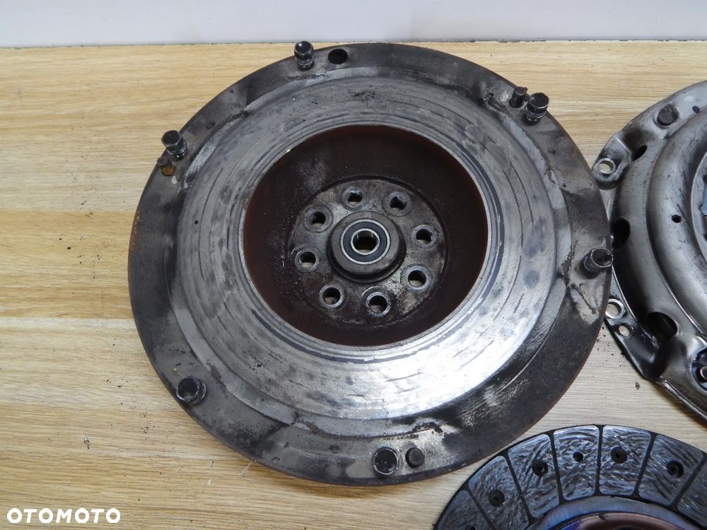 Sprzęgło tarcza docisk 2.4 2.0 Suzuki Grand Vitara II 05-14 Łuków części - 2