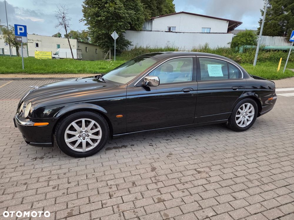 Jaguar S-Type - 10