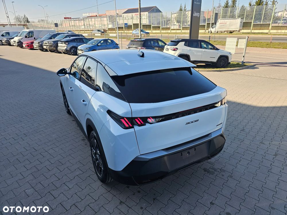 Peugeot 3008 1.2 PureTech Allure S&S EAT8 - 7