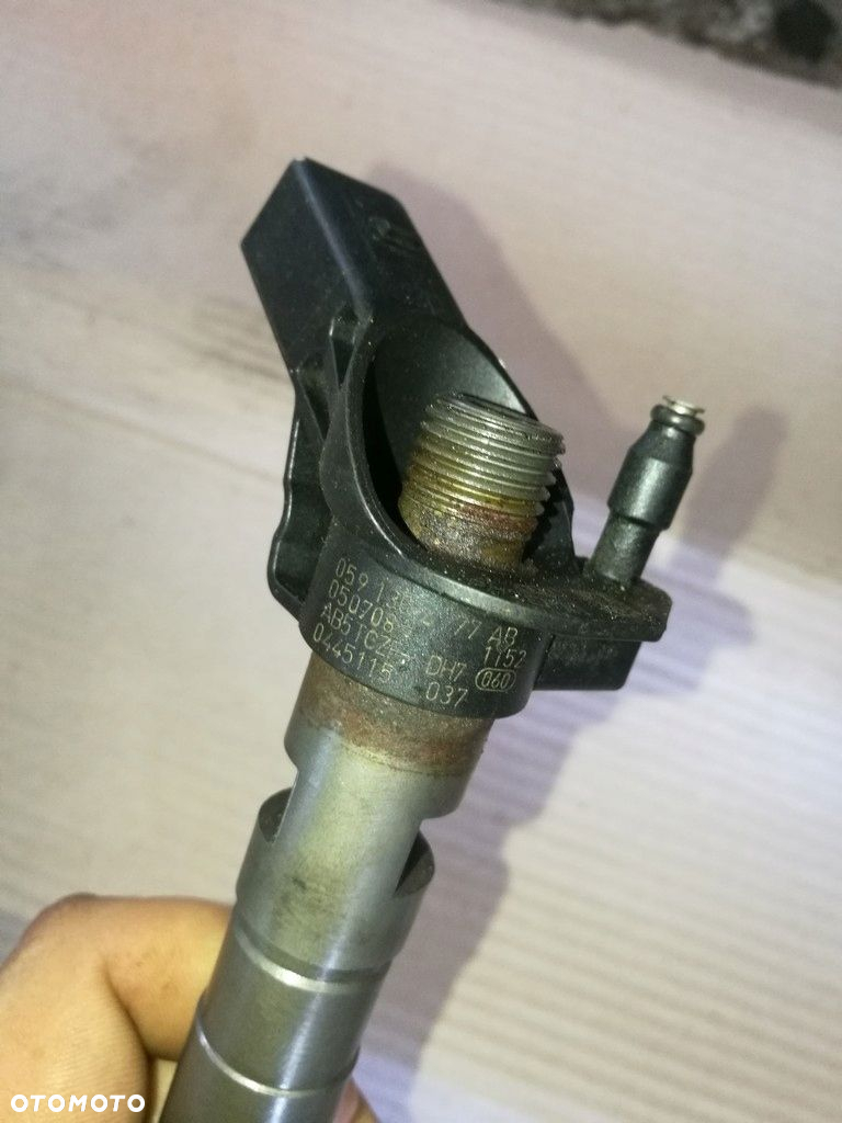 Wtryskiwacz Wtrysk 3.0TDI 0445115037 Audi A4 A6 A8 - 5