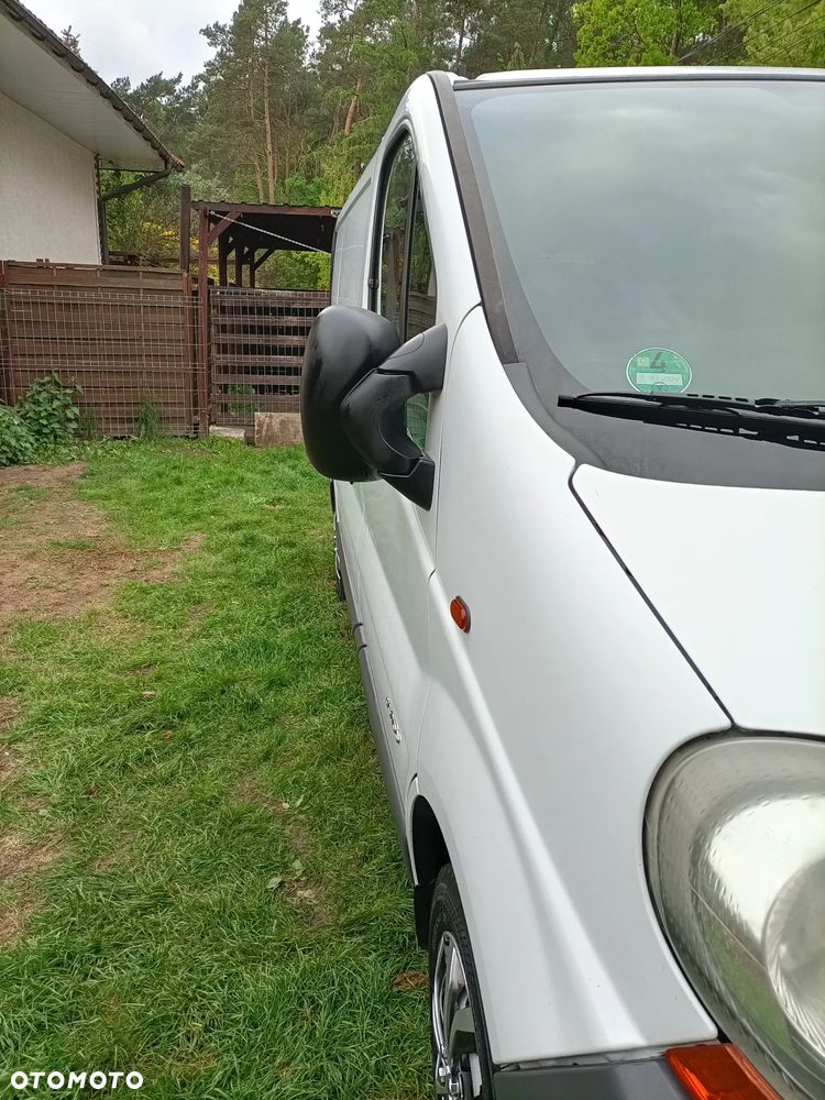 Renault Trafic - 11