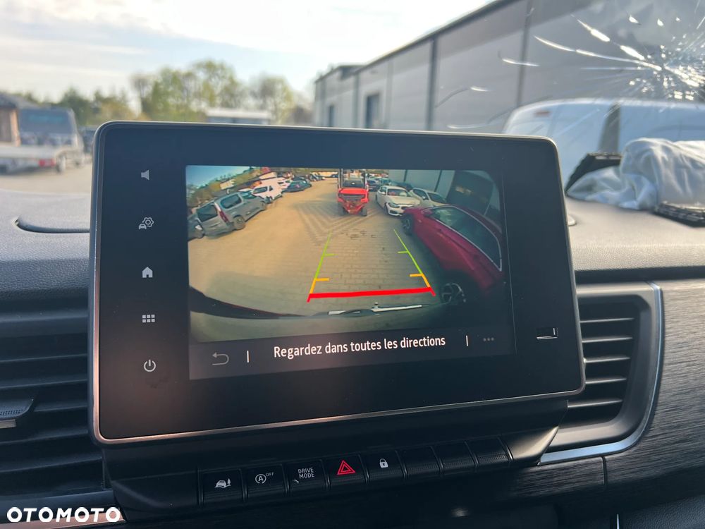 Renault Trafic Grand 2.0 dCi EDC - 16