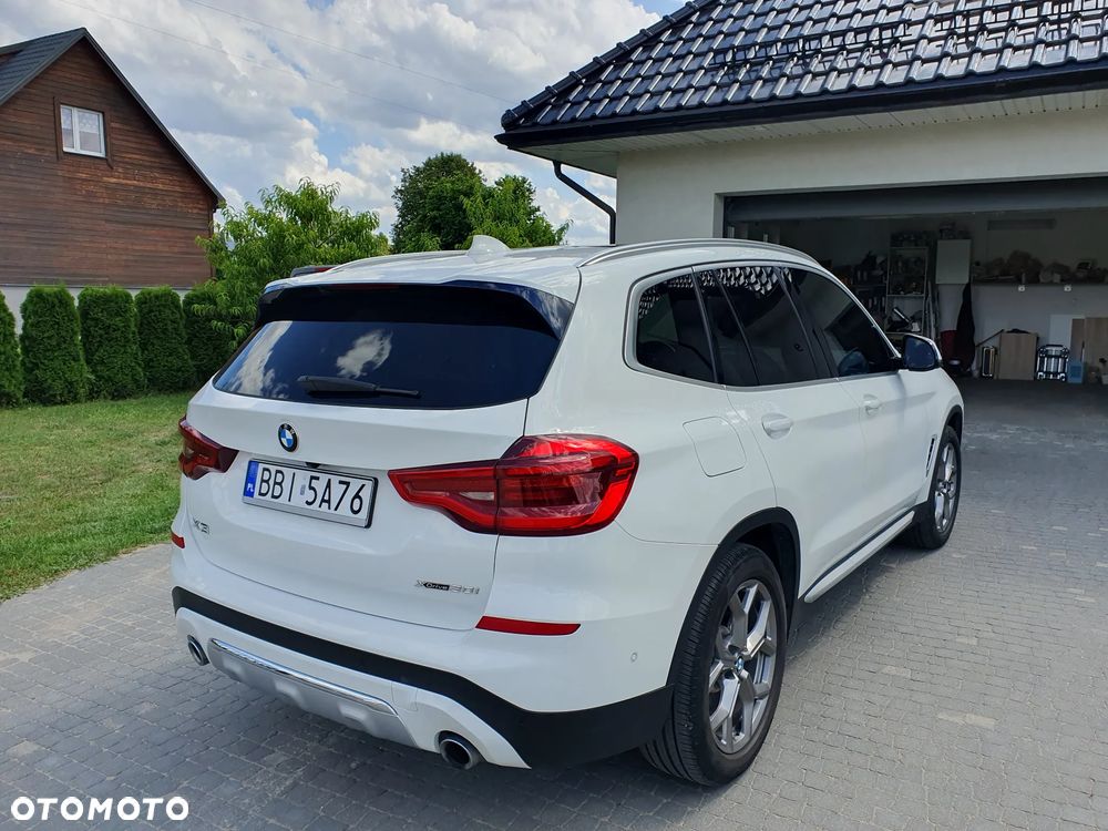 BMW X3 xDrive30i Luxury Line - 3