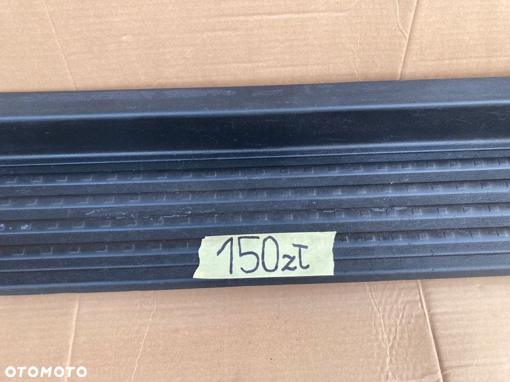 VW T5 TRANSPORTER Lift 10- Stopień Nakładka na próg drzwi przesuwne lewe - 4