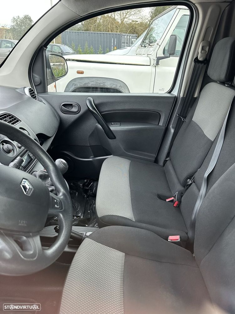 Renault Kangoo 1.5 dCi Business S/S 3L - 6