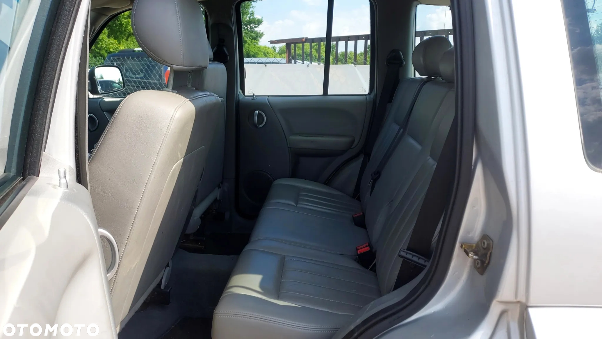 Jeep Cherokee 3.7L Limited - 8