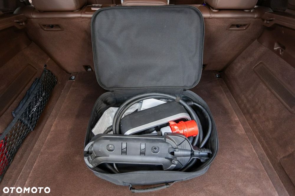 Porsche Cayenne E-Hybrid Tiptronic S - 29