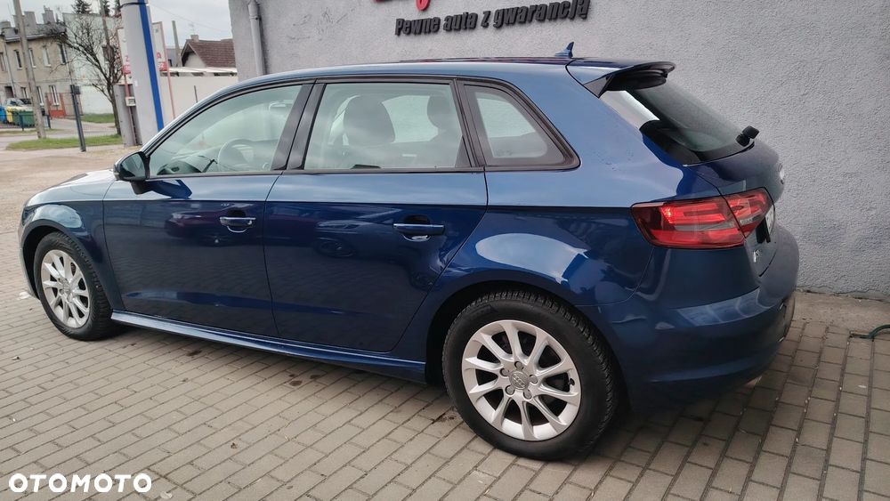 Audi A3 Sportback 1.6 TDI - 4