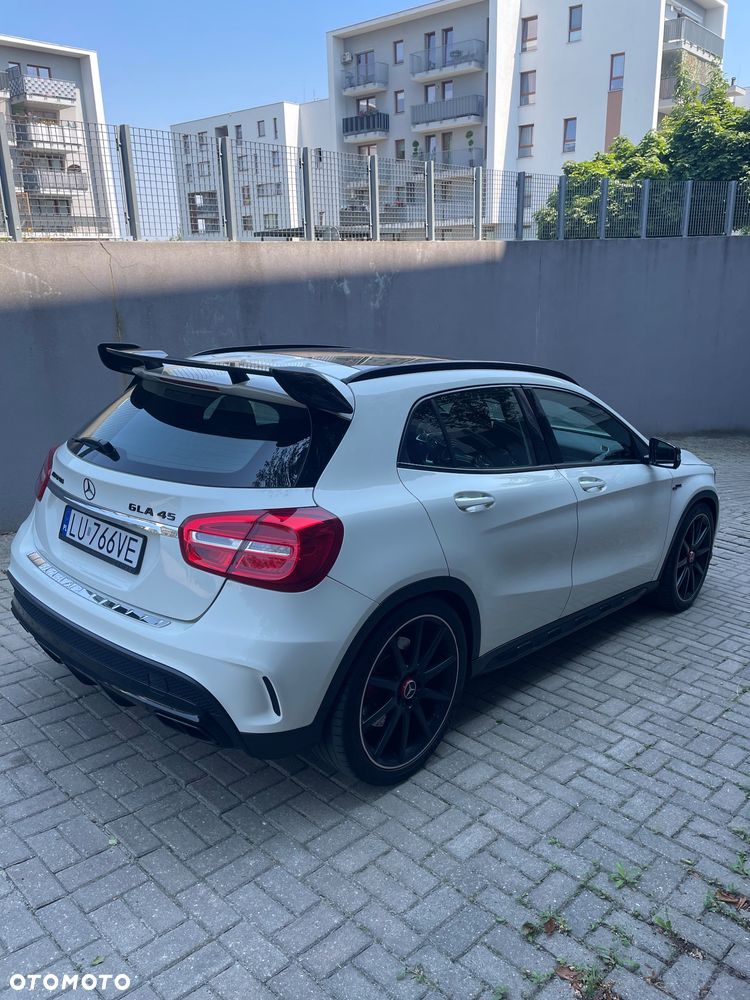 Mercedes-Benz GLA - 3