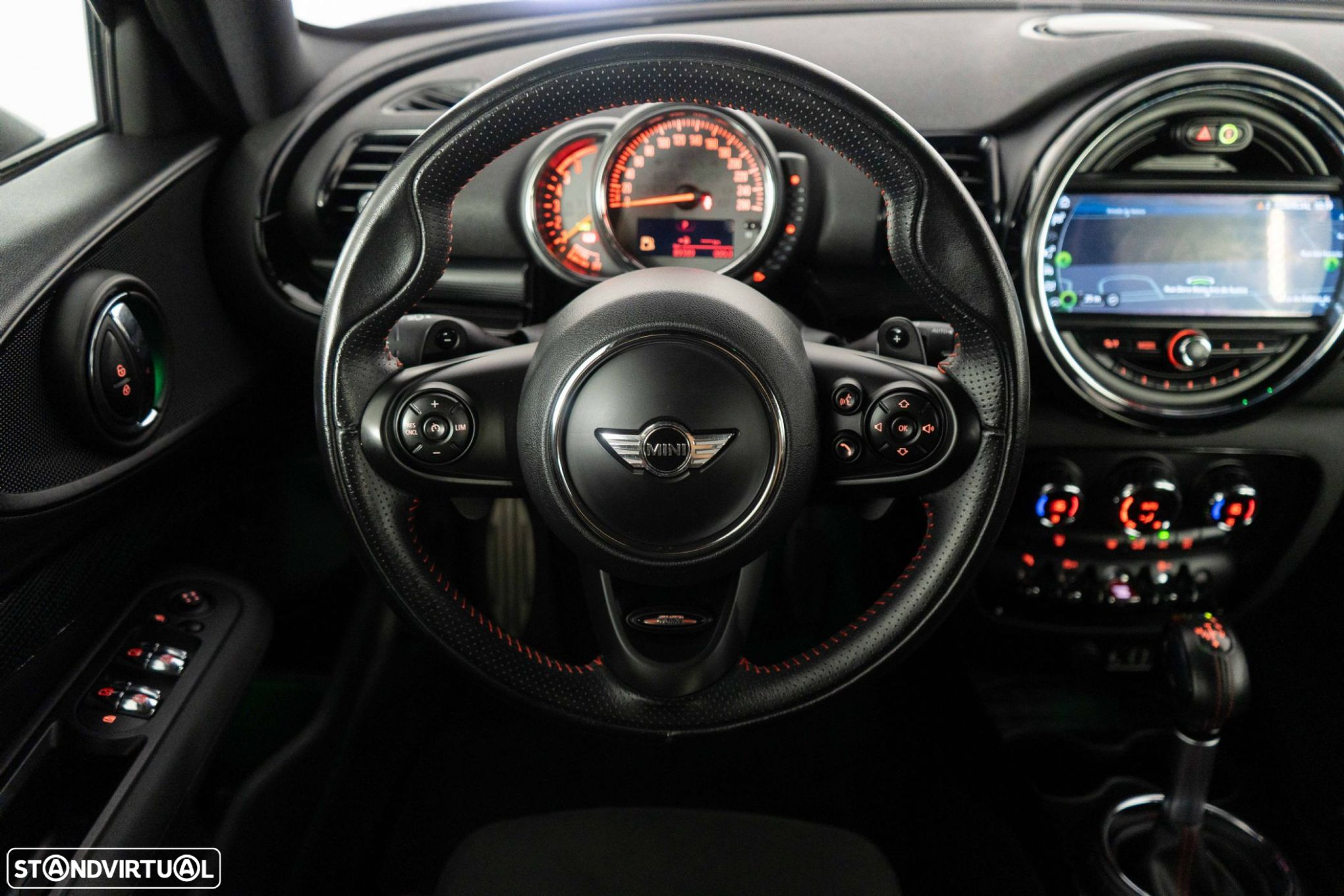MINI Clubman Cooper SD Auto Desportiva - 26