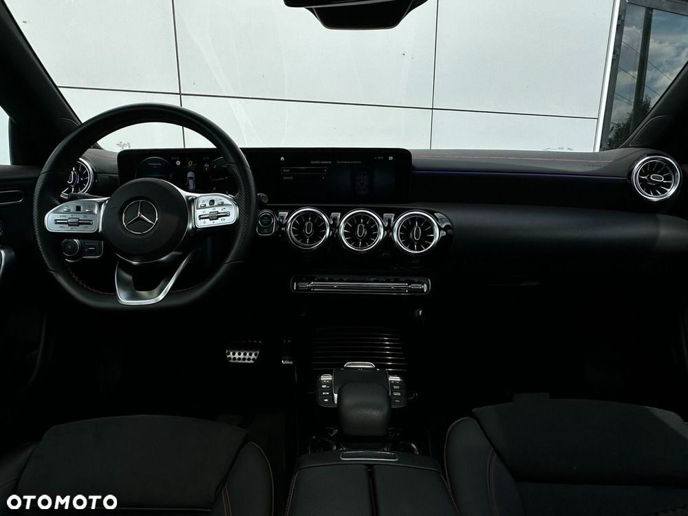 Mercedes-Benz CLA 200 d 8G-DCT AMG Line Advanced Plus - 21
