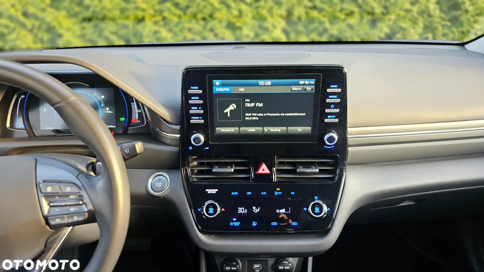 Hyundai IONIQ electric Premium - 10