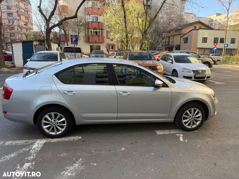 Skoda Octavia 1.2 TSI ELEGANCE - 8
