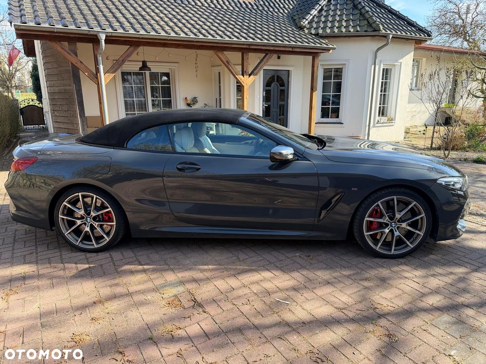 BMW Seria 8 - 18