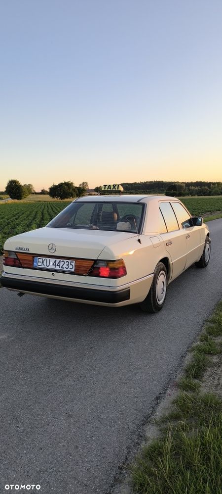 Mercedes-Benz W124 (1984-1993) - 2