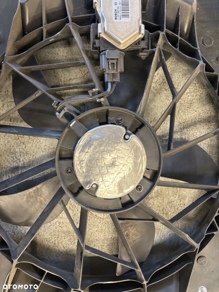 JEEP CHEROKEE LIFT 2019- WENTYLATOR OBUDOWA WENTYLATORA USA 2.4 B - 3