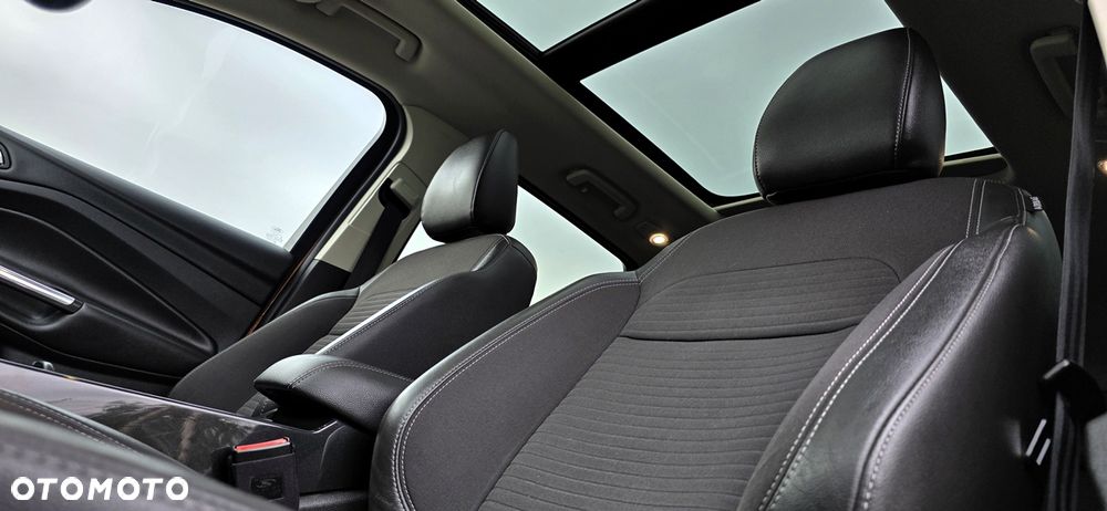 Ford Kuga 2.0 TDCi 4WD Titanium Plus - 11
