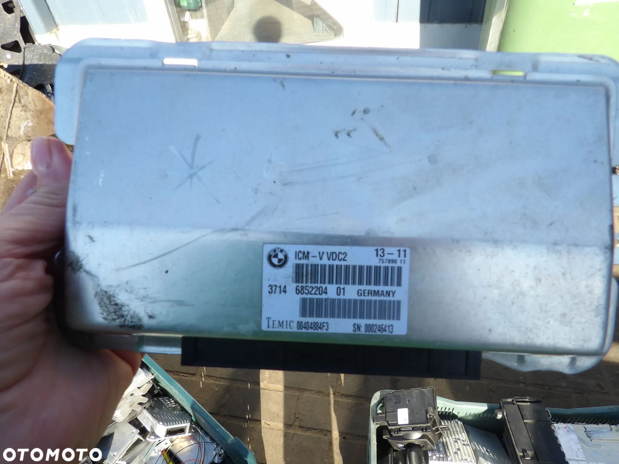 BMW - F01,F02,F04 - MODUŁ , STEROWNIK HAKA - ICM VVDC2 - 6852204 - 1