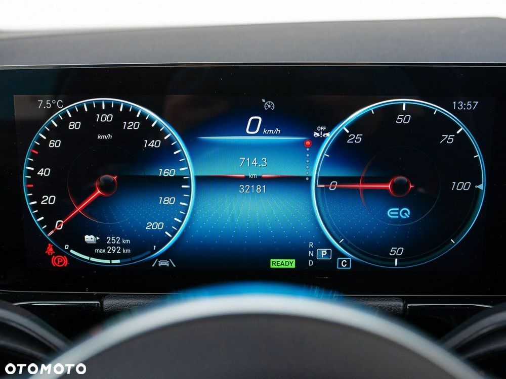 Mercedes-Benz EQA 250 66.5kWh AMG Line - 15