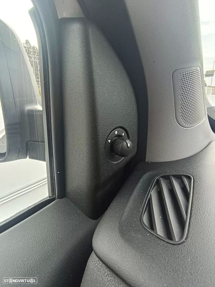 Fiat Doblo Combi 1.6 Multijet Maxi SX N1 - 12