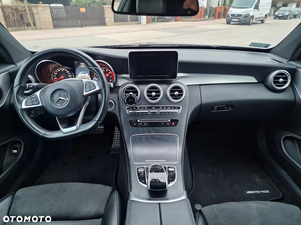 Mercedes-Benz Klasa C 200 4-Matic 9G-Tronic - 20