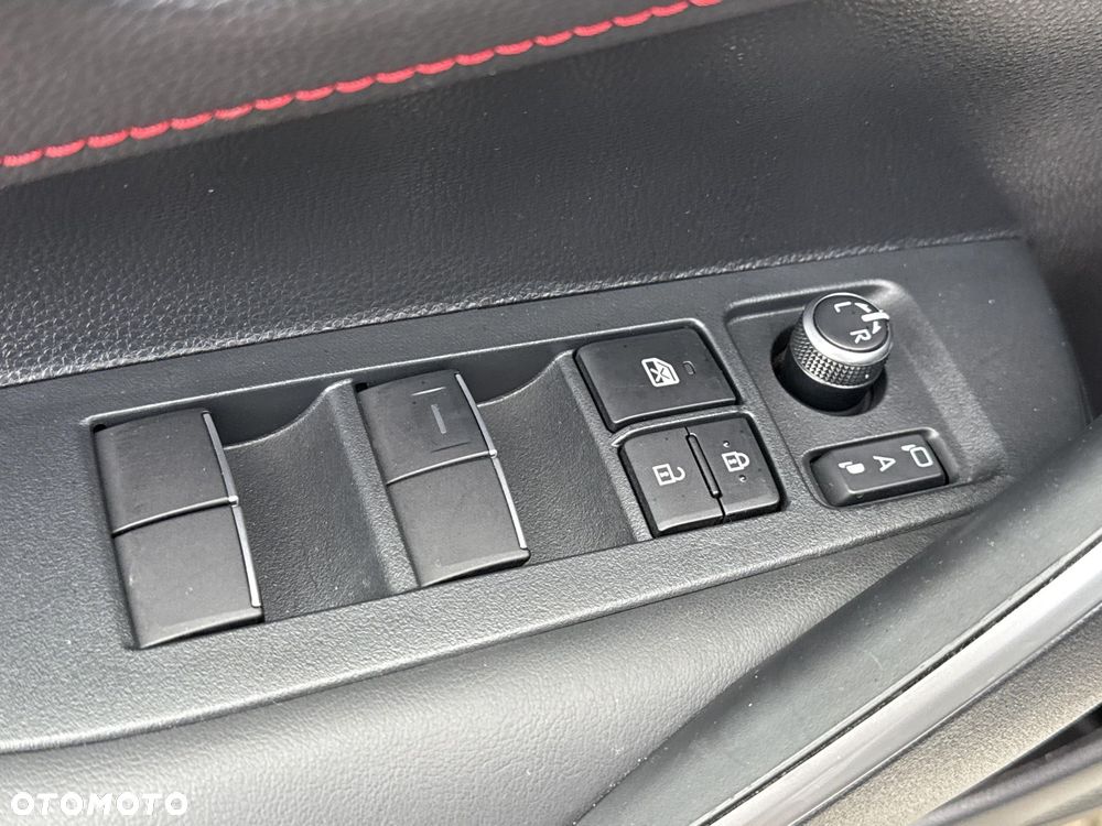 Toyota Corolla 1.8 Hybrid GR Sport Dynamic - 20