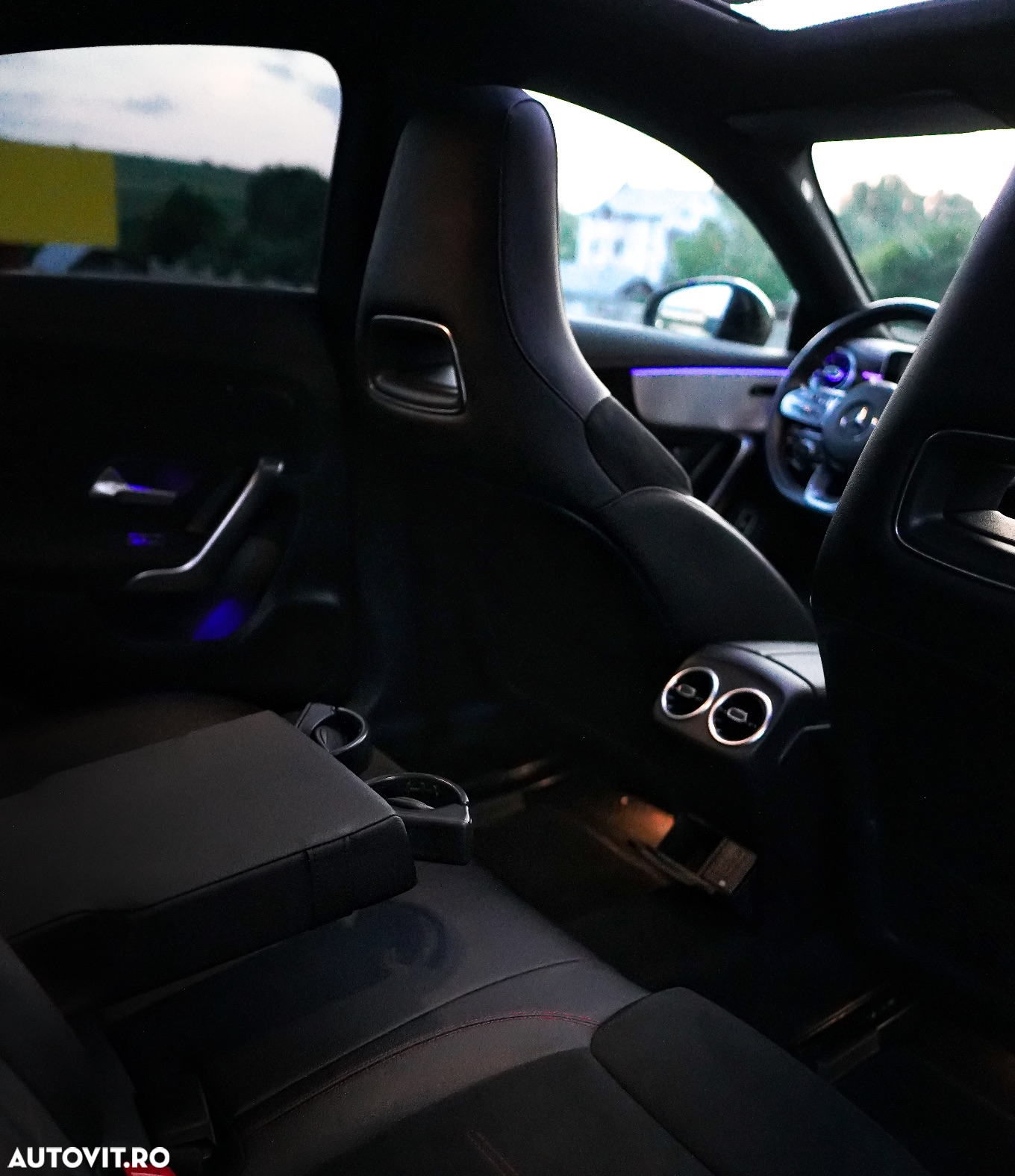 Mercedes-Benz CLA - 9