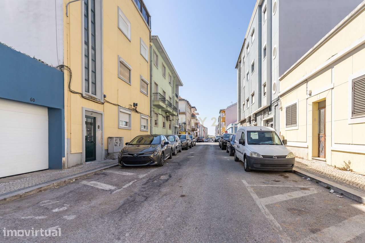 Apartamento T2 em Barreiro - Grande imagem: 2/27