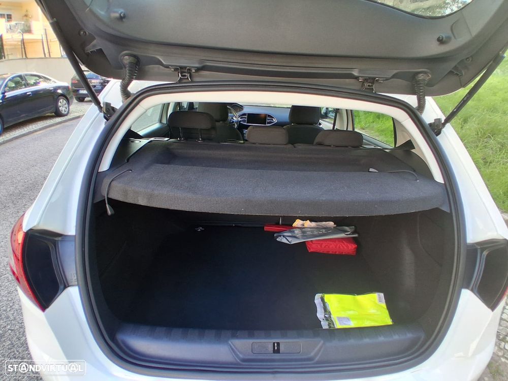 Peugeot 308 1.5 BlueHDi Business Line - 33