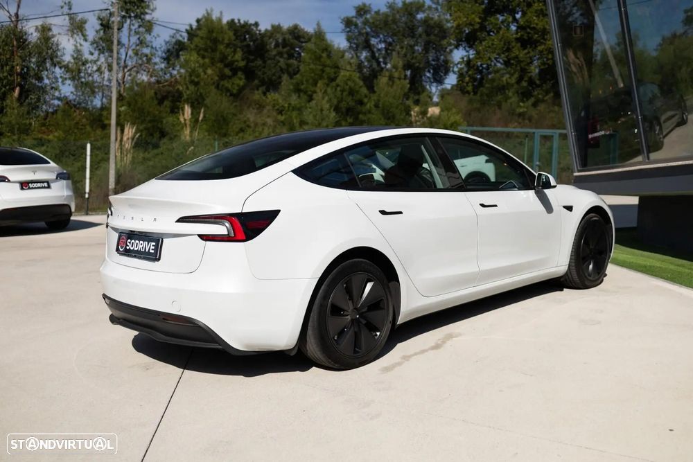 Tesla Model 3 Tração Traseira - 27