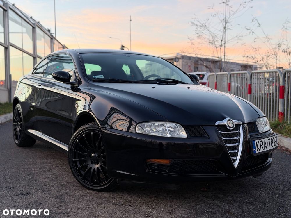 Alfa Romeo GT 2.0JTS Black Line - 2