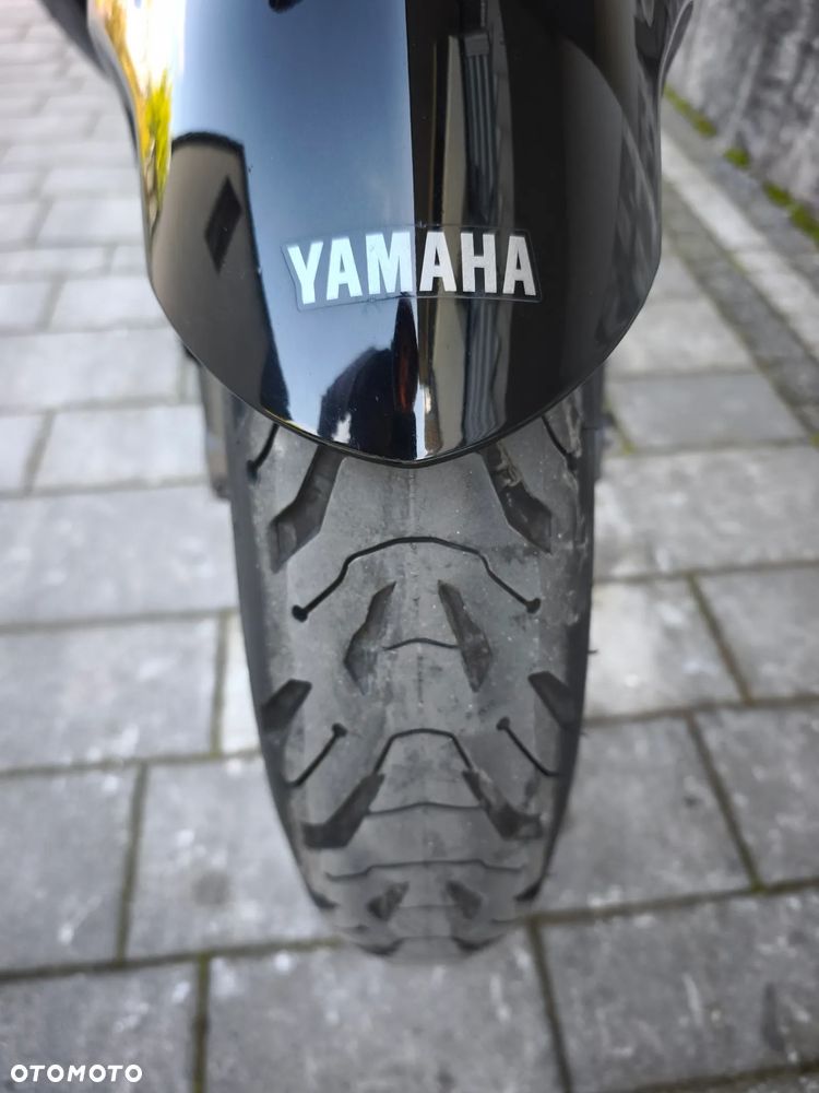 Yamaha FJR - 21